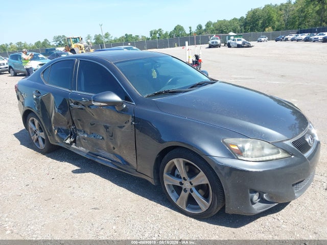 2011 LEXUS IS 