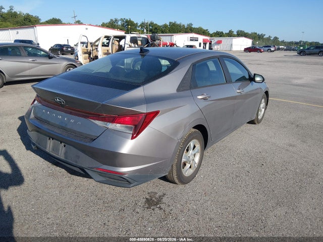 2023 HYUNDAI ELANTRA SE 4