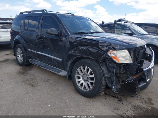 2010 NISSAN PATHFINDE LE