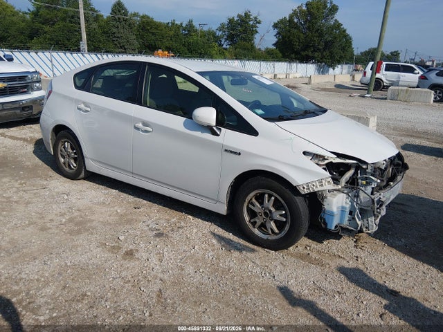 2014 TOYOTA PRIUS THREE