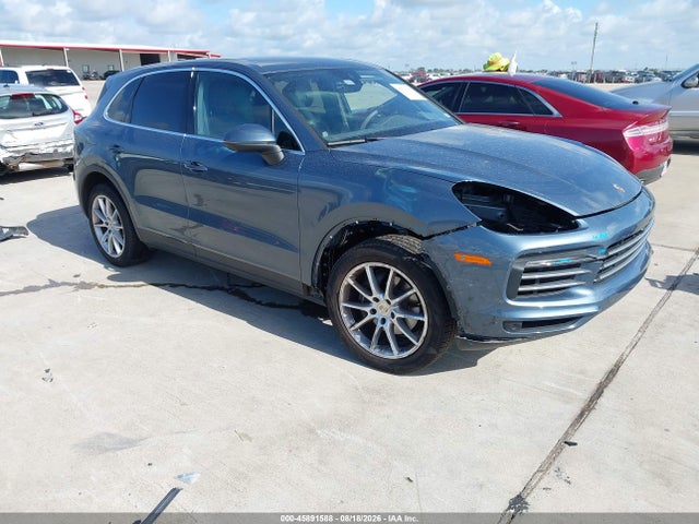 2019 PORSCHE CAYENNE 