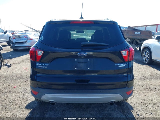 2019 FORD ESCAPE TITANIUM 17
