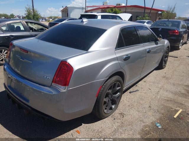 2018 Chrysler 300 LIMITED AWD — фото 4