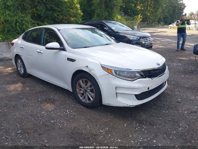2016 KIA OPTIMA LX