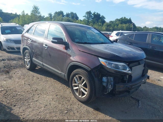 2015 KIA SORENTO LX