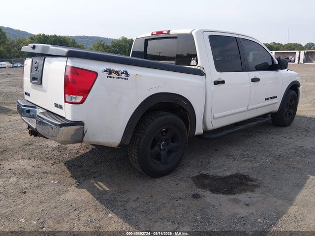 2006 Nissan TITAN SE — фото 4