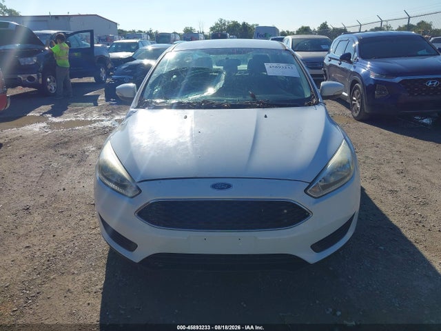 صورة 12 لـ 2015 FORD FOCUS SE