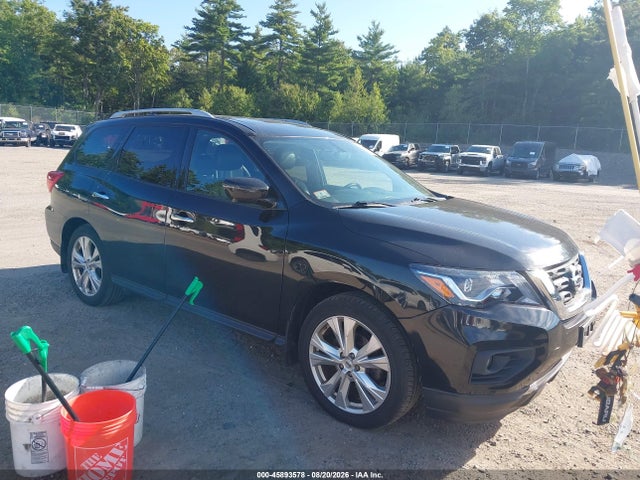 2019 NISSAN PATHFINDE SL