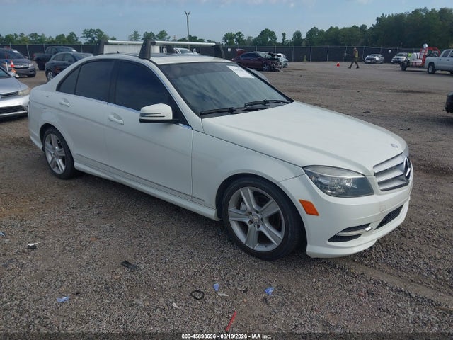 2011 MERCEDES-BENZ C 300 LUXURY/SPORT