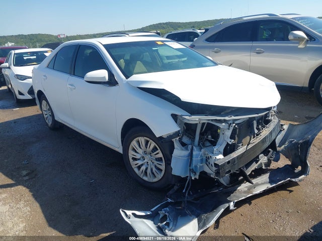 2013 TOYOTA CAMRY LE