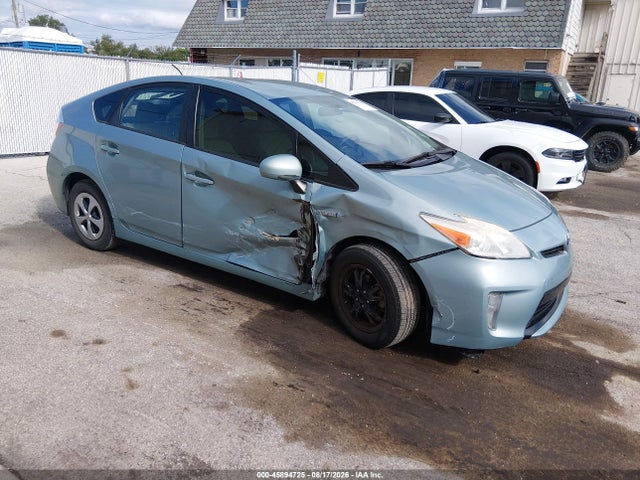 2013 TOYOTA PRIUS THREE