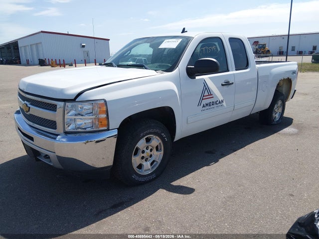 2013 Chevrolet SILVERADO 1500 LT — фото 2