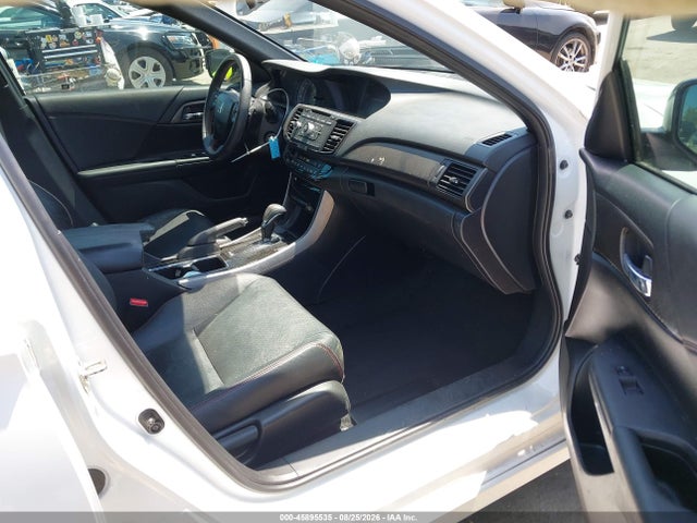 2017 Honda ACCORD SPORT SE photo 5