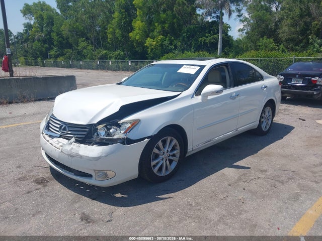 صورة مصغرة 2 لـ 2011 Lexus ES 350