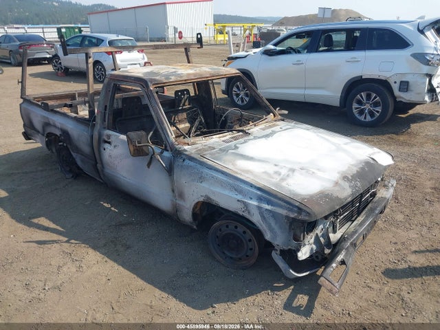 1986 TOYOTA PICKUP 1/2 TON RN50