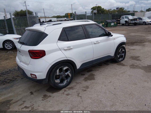 2021 HYUNDAI VENUE SEL 4