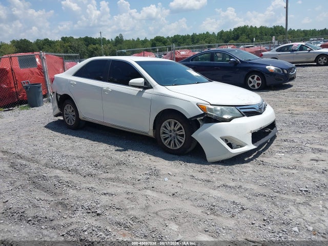 2014 TOYOTA CAMRY LE