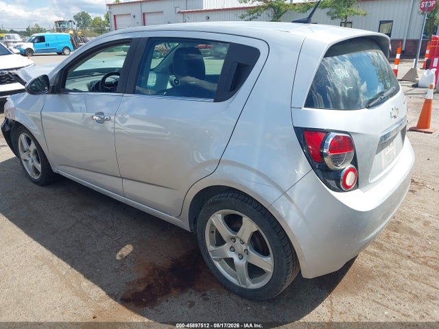 2014 Chevrolet SONIC LTZ AUTO 照片 3