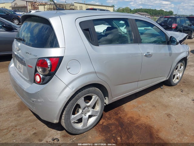 2014 Chevrolet SONIC LTZ AUTO 照片 4