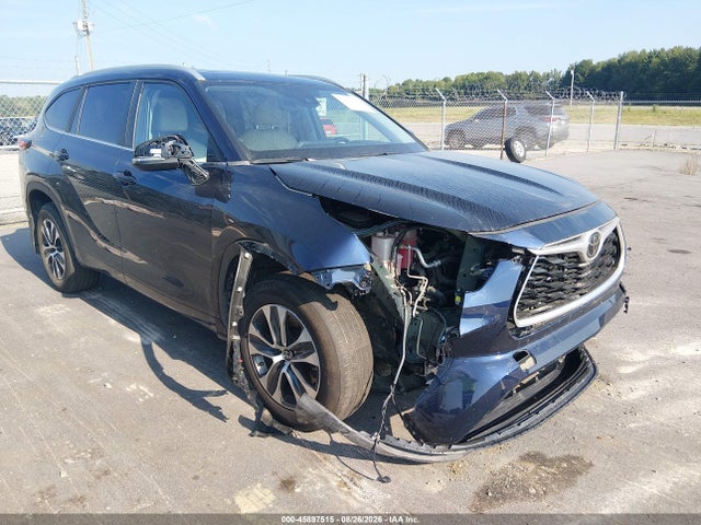 2023 TOYOTA HIGHLANDE XLE