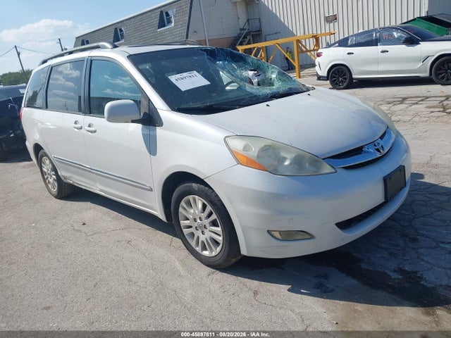 2008 TOYOTA SIENNA LIMITED