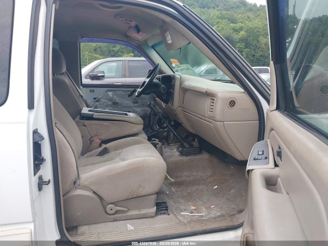 2004 Chevrolet SILVERADO 2500HD LS 照片 5