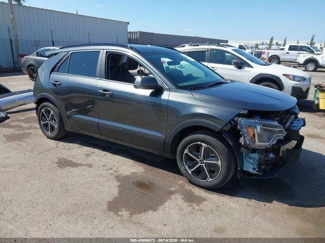 2025 KIA NIRO LX