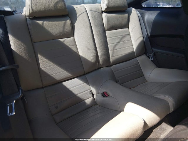 صورة 8 لـ 2012 FORD MUSTANG V6 PREMIUM