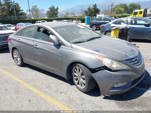 2011 HYUNDAI SONATA SE
