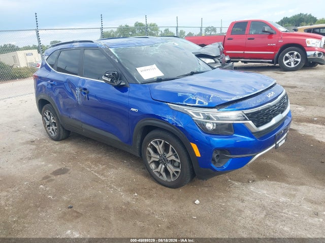 2022 KIA SELTOS EX