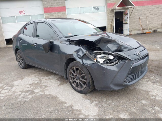 2017 TOYOTA YARIS 