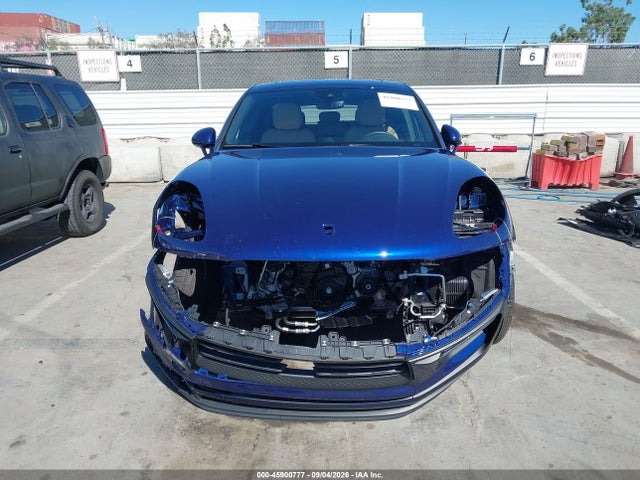 2026 PORSCHE MACAN T 13