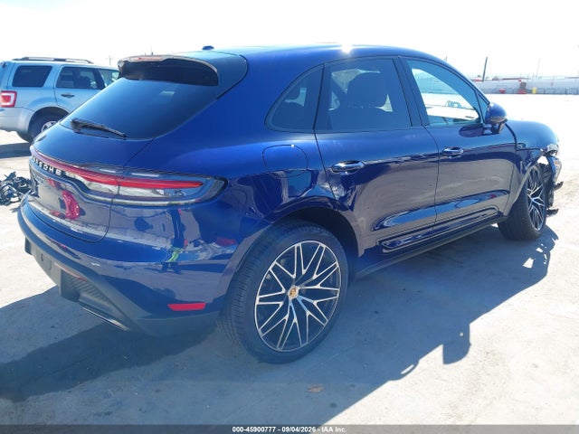 2026 PORSCHE MACAN T 4