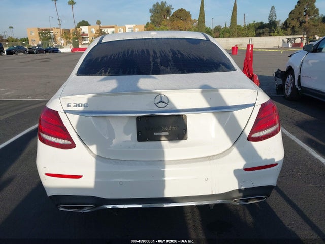 2017 MERCEDES-BENZ E 300 16