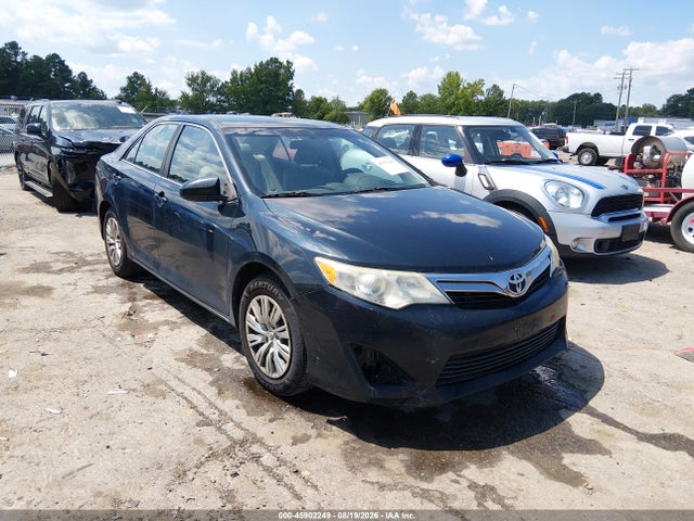 2014 TOYOTA CAMRY LE