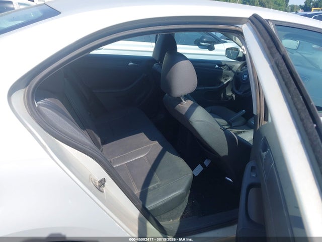 صورة 8 لـ 2011 Volkswagen JETTA 2.5L SE