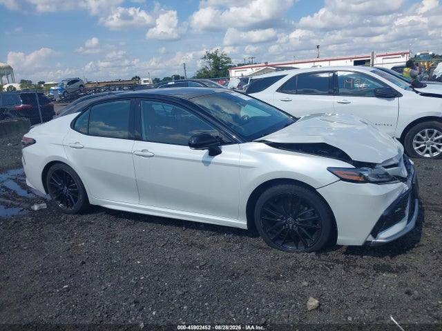 2021 TOYOTA CAMRY XSE HYBRID 13
