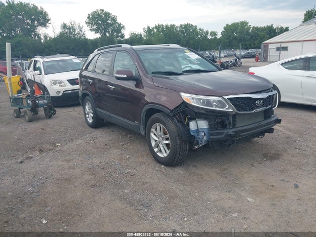 2015 KIA SORENTO LX