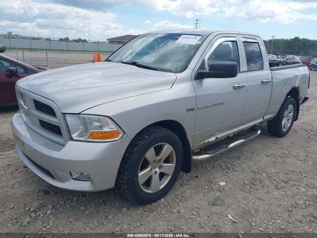 2012 RAM 1500 EXPRESS 照片 2