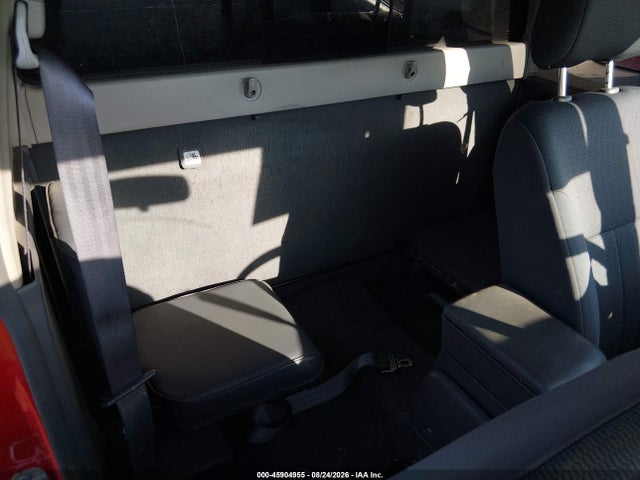 صورة 8 لـ 2002 Nissan FRONTIER XE