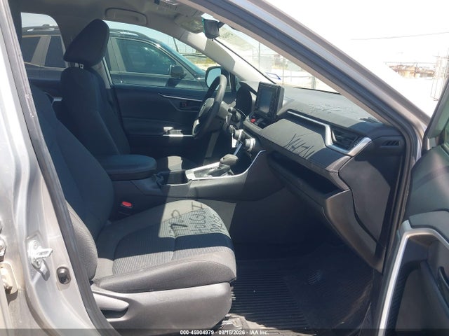 2022 TOYOTA RAV4 LE 5