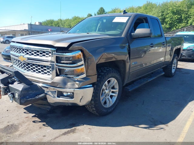 2015 Chevrolet SILVERADO 1500 LT 照片 2