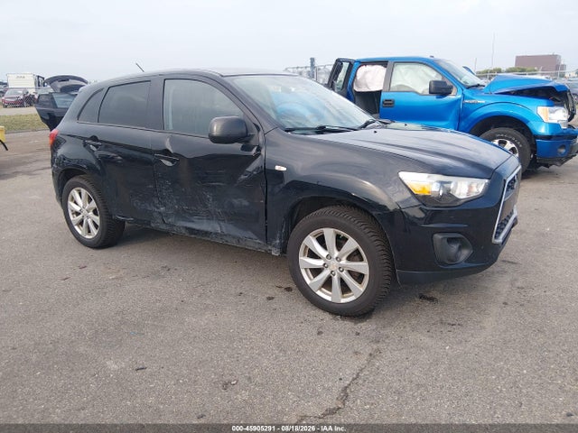 2014 MITSUBISHI OUTLANDER ES
