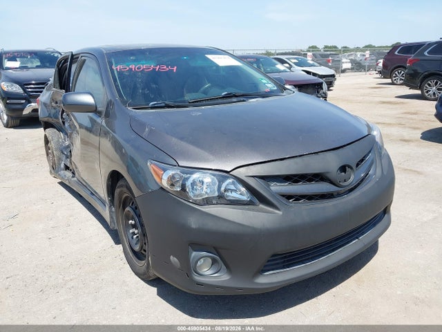 2013 TOYOTA COROLLA S