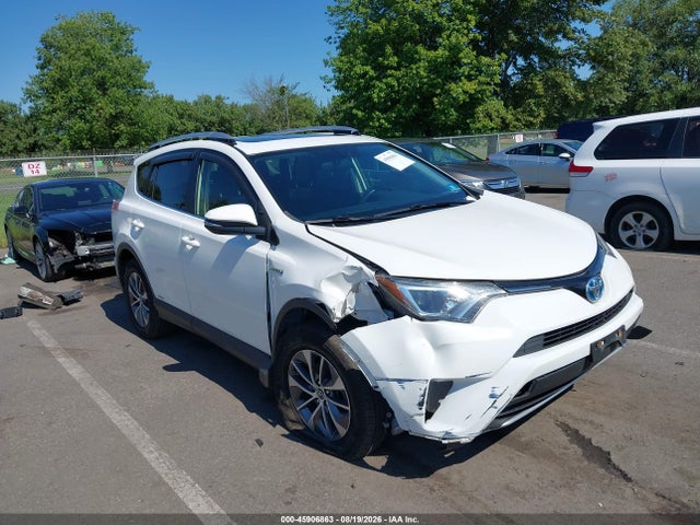 2016 TOYOTA RAV4 XLE