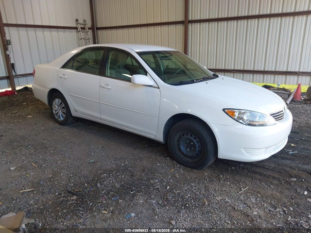2005 TOYOTA CAMRY LE