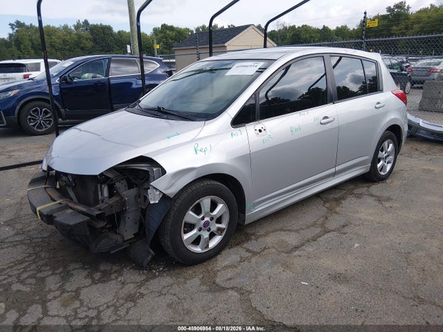 2010 Nissan VERSA 1.8SL photo 2