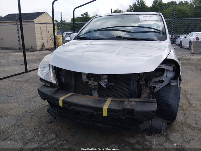 2010 Nissan VERSA 1.8SL thumbnail 6