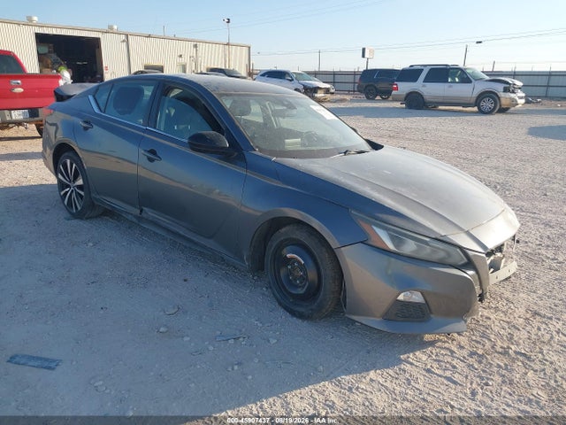 2021 NISSAN ALTIMA SR FWD