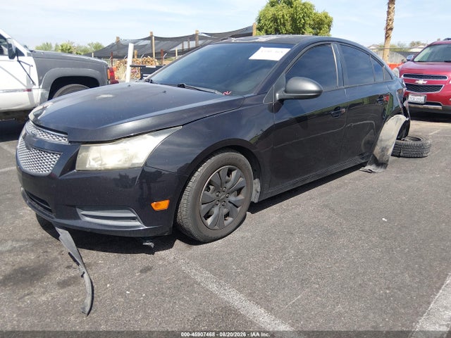 2013 Chevrolet CRUZE LS AUTO 照片 2